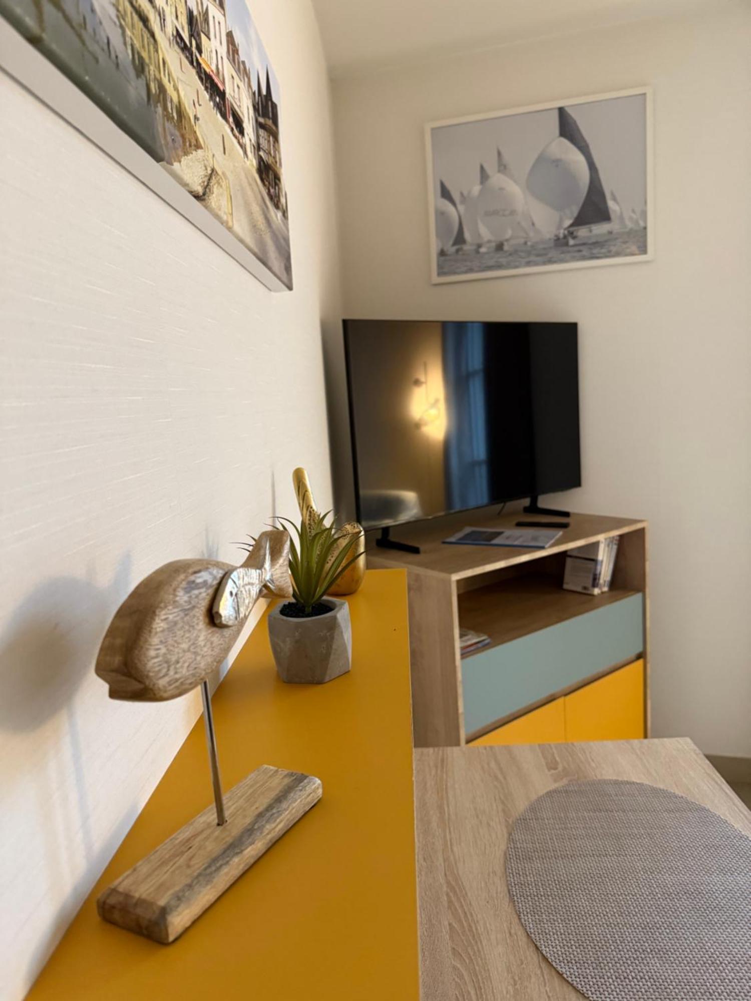 Appartement T2 Vue Sur La Riviere Avec Garage Privatif - Port De Saint-Goustan Auray Exteriör bild
